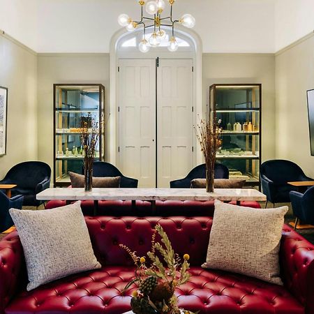 The Tasman, A Luxury Collection Hotel, Hobart Bagian luar foto The lounge at the 2019 Toronto International Film Festival