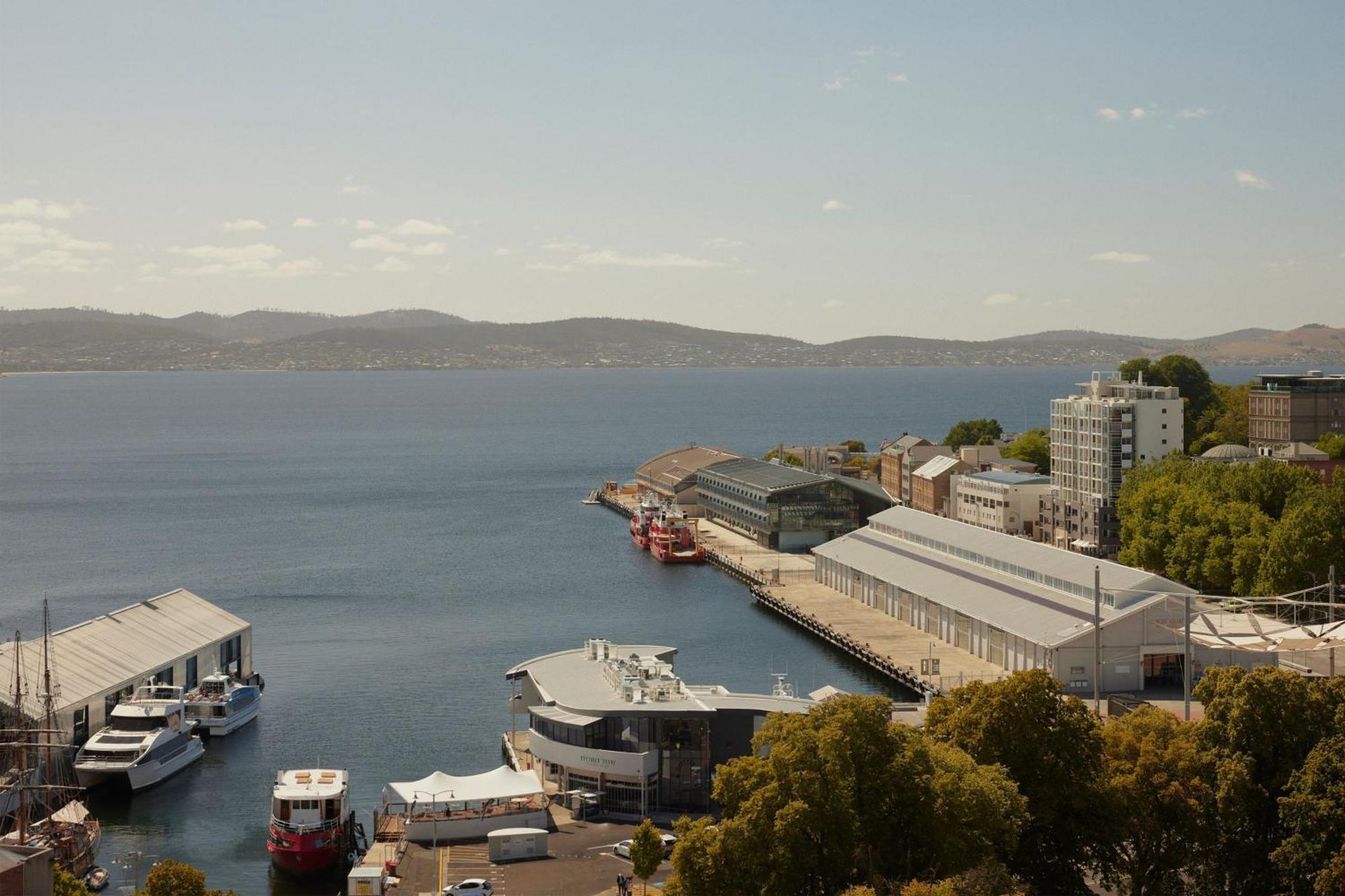 The Tasman, A Luxury Collection Hotel, Hobart Bagian luar foto The National Maritime Museum, viewed from the west